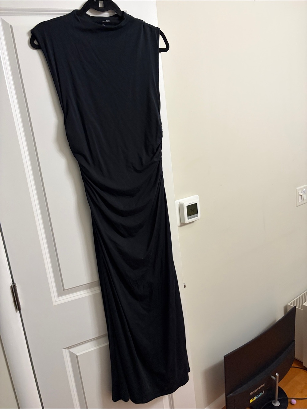 Abercrombie & Fitch Black Sleeveless Ruched Maxi Dress